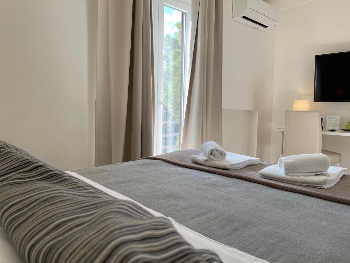 Charme Rooms Таранто Екстериор снимка