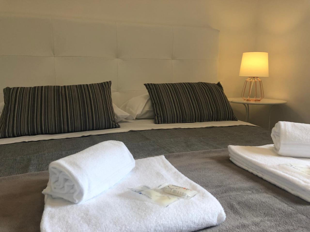 Charme Rooms Таранто Екстериор снимка