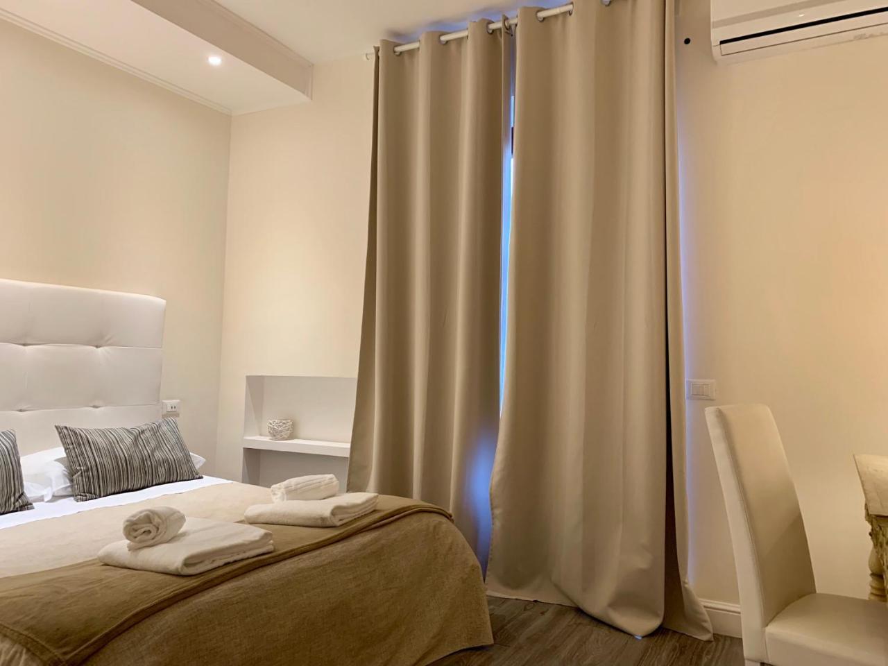 Charme Rooms Таранто Екстериор снимка
